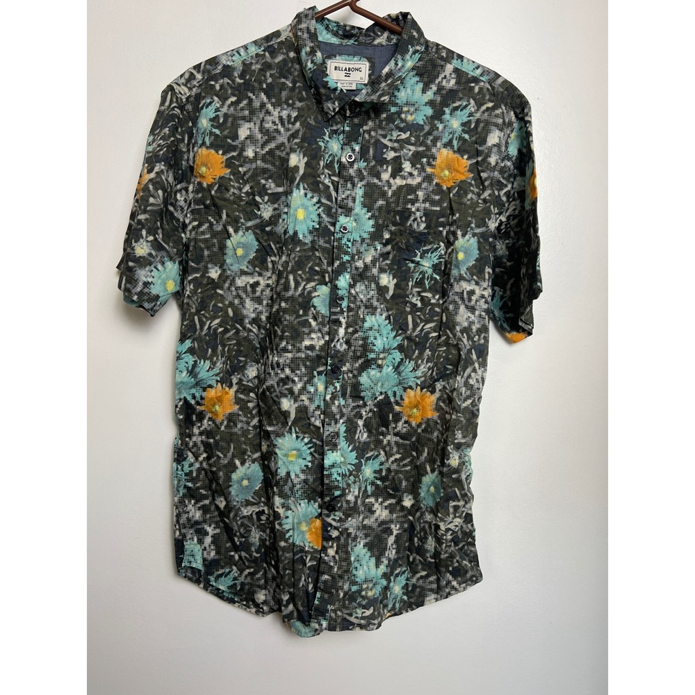 Billabong Mens Short Sleeve Button Up Shirt XL Abstract Floral Print Beach Vacay